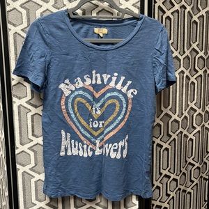 Women’s medium, blue True Craft Tee